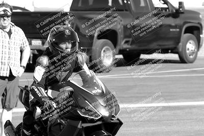 media/Sep-25-2023-Moto Forza (Mon) [[81ffa65e0a]]/Around the Pits/
